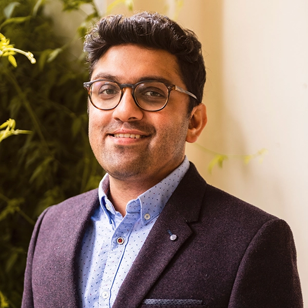 Mr Mishank Jain | Ophthalmology | Parkside Suite Frimley | Camberley, Surrey